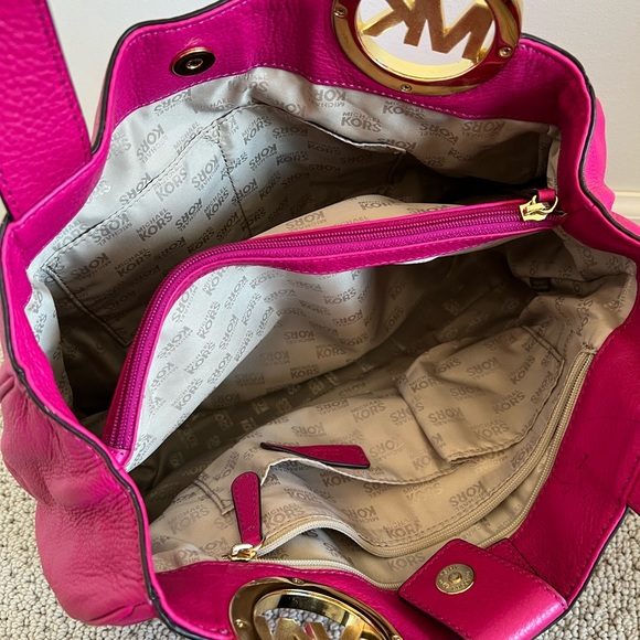 Michael Kors Fuchsia Fulton tote large leather handbag - Picture 9 of 13